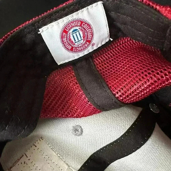 Fan favorite Alabama Crimson Tide mesh baseball cap. Never worn. - Picture 7 of 8